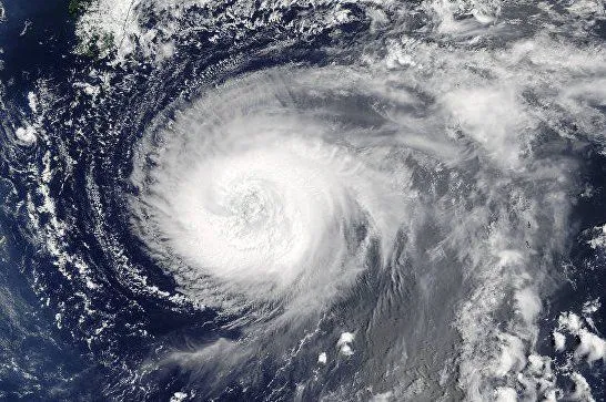 В Тихом океане сформировался тропический шторм "Эрик"