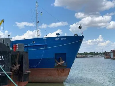 Суд арештував російський танкер, який блокував українські кораблі у Керченській протоці