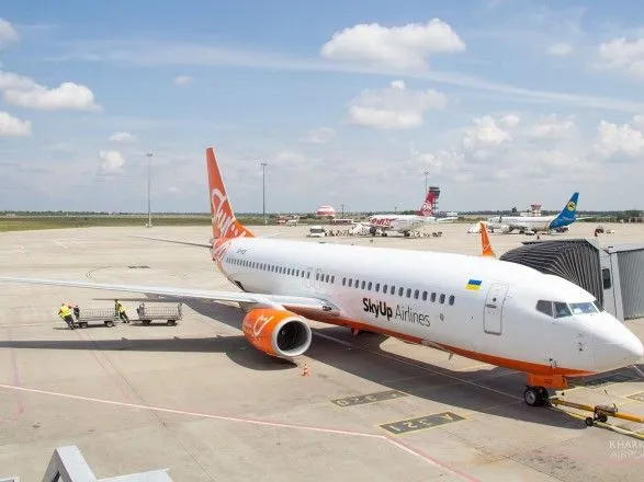 Аеропорт Ярославського оголосив про відкриття прямих регулярних перельотів Харків-Прага