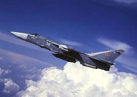 Силы НАТО зафиксировали два российские бомбардировщика у границ Латвии