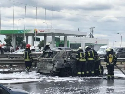 Пострадавших в пожаре на Южном мосту в Киеве - нет