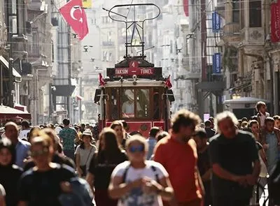 В Стамбуле возникла паника из-за серии взрывов