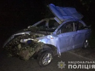 В результате ДТП в Донецкой области один человек умер, еще четверо пострадали