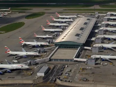 Аеропорт Хітроу скасував 177 рейсів через страйки