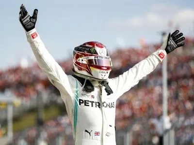 Британец Хэмилтон стал победителем Гран-при "Формулы-1" в Венгрии