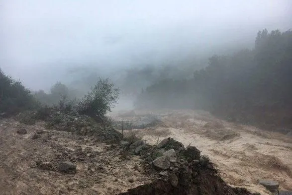 У горах Китаю через дощі загинули 9 людей