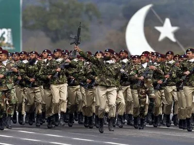 Генштаб Пакистана: армия страны поддержит борьбу жителей индийского Кашмира