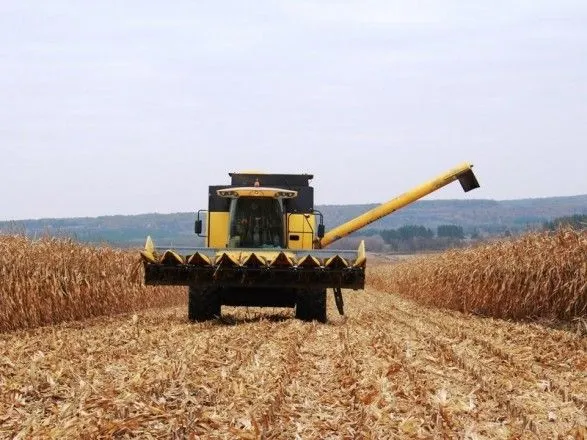 Аграрії розповіли, що стримує продуктивність українських холдингів
