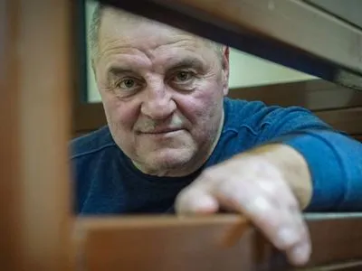 В Крыму "суд" продлил арест Эдему Бекирову