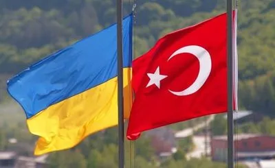 Украина и Турция подписали договор о развитии делового сотрудничества