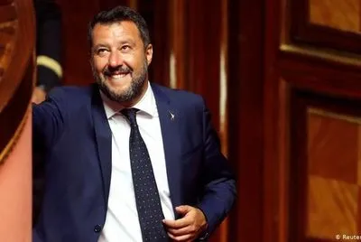 Правящая партия Италии выдвинула вотум недоверия правительству