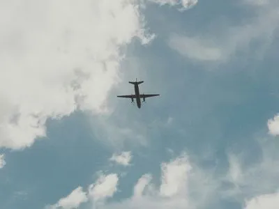 Поблизу Рима з неба падали фрагменти літака, який аварійно приземлився