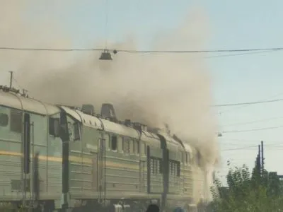 На вокзале в Николаеве загорелся локомотив Интерсити
