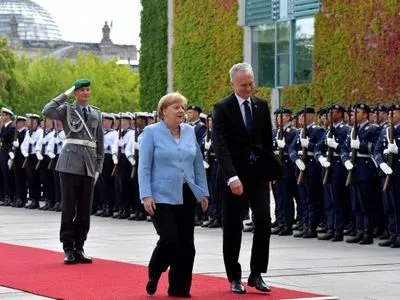 Лидеры Германии и Литвы обсудили "Северный Поток-2" и Украиной