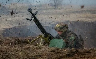 На Донбассе боевики семь раз нарушили режим прекращения огня