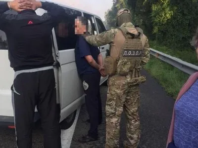 Заблокировано механизм незаконных пассажирских перевозок из ОРДЛО через границу Украины
