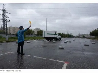 Влада Москви лише зараз оголосила результати турніру "з керування автозаками" у день протестів
