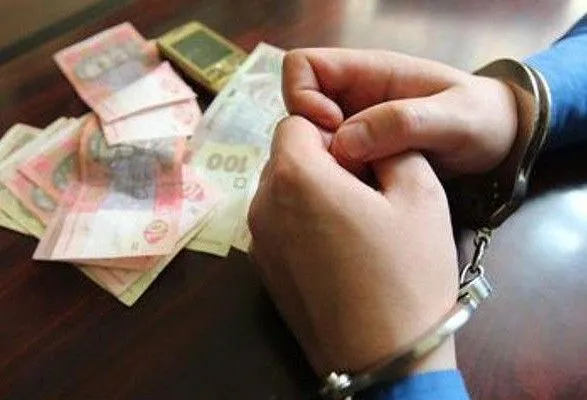 Должностных лиц Житомирского горсовета уличили в хищении 800 тысяч гривен