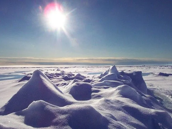 Північний полюс б'є історичні рекорди температури