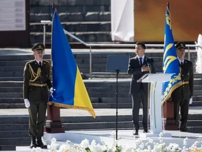 Зеленский призвал украинцев к единству не в лозунгах, а в сердце