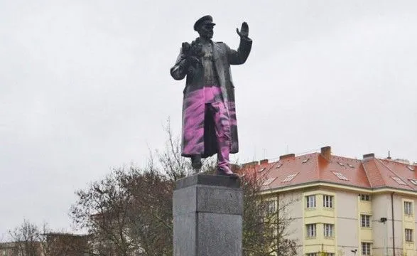 Прага предложит Москве забрать памятник маршалу Коневу