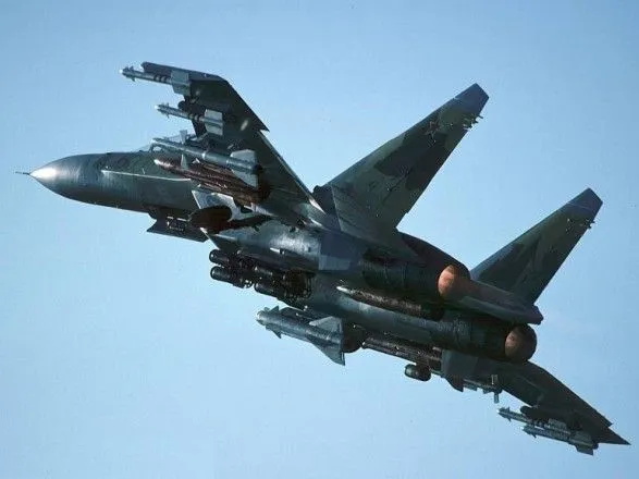 Війська РФ в окупованому Криму провели навчальні пуски ракет із винищувачів