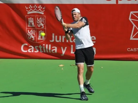 ukrayinskiy-tenisist-peremig-u-pershiy-zustrichi-turniru-v-ispaniyi