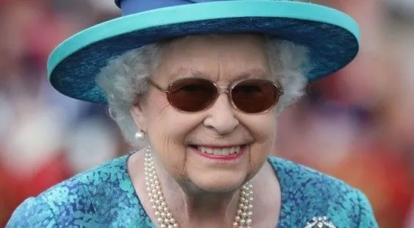 Королева Єлизавета ІІ схвалила призупинення роботи парламенту