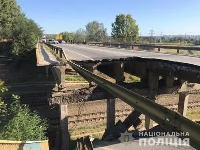 В Службе автодорог Харьковской области сообщили, на каком этапе восстановление разрушенного моста