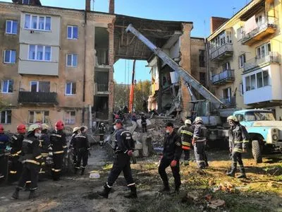 Тіло загиблої внаслідок вибуху у Дрогобичі досі шукають під завалами