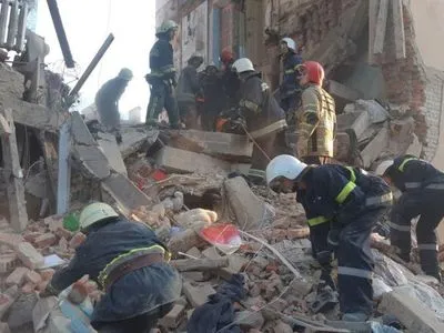 Взрыв в доме в Дрогобыче: из-под завалов спасли шесть человек