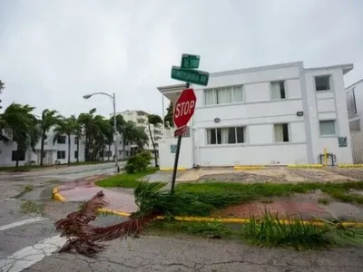 Во Флориде ввели режим ЧС из-за урагана "Дориан"