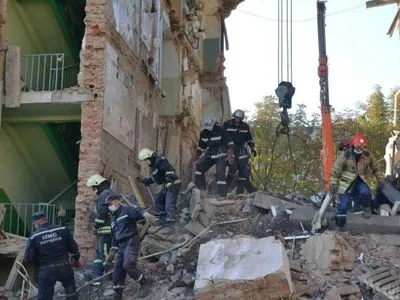 Поисково-спасательные работы на месте обрушившегося здания в Дрогобыче завершено - председатель ГСЧС