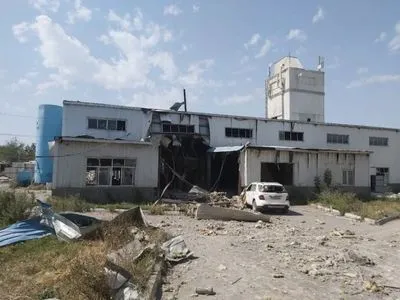 Взрыв произошел на цехе в Казахстане, один человек погиб