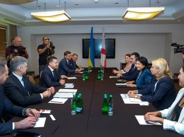 prezidenti-ukrayini-ta-gruziyi-obgovorili-pitannya-bezpeki-ta-oboroni