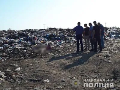На харківському сміттєзвалищі знайшли труп жінки