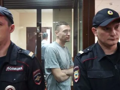 В России активиста, который носил передачи украинским морякам, могут посадить на 4 года