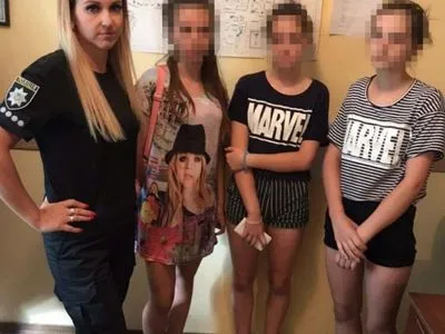 Трех несовершеннолетних сестер, которые исчезли в Одесской области, нашли