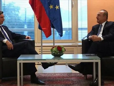 Президент Словенії запропонував Україні особливий статус відносин з ЄС замість повноцінного членства