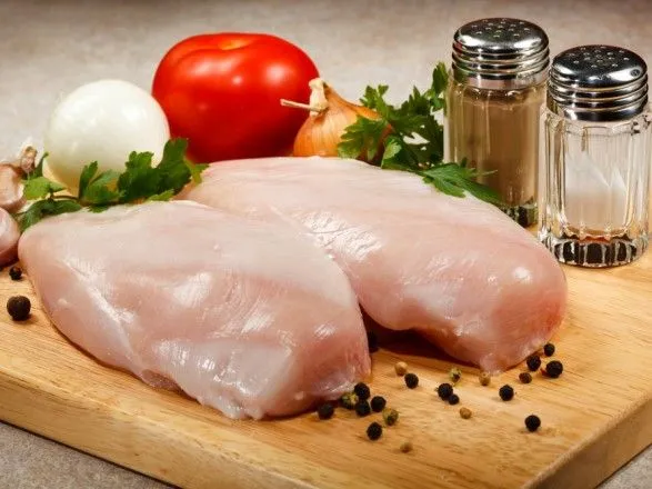 Украина увеличила экспорт курятины за счет крупнейшего производителя МХП
