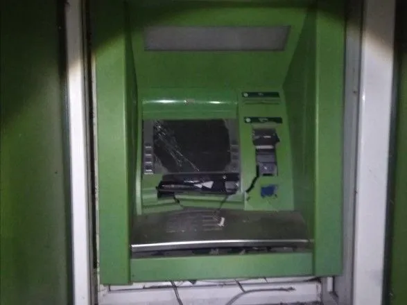 Невідомі підірвали банкомат на Харківщині