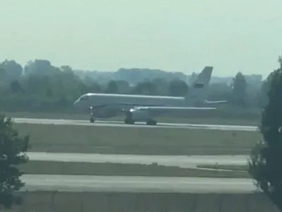 Літак з президентського авіазагону "Росія" сів у Борисполі