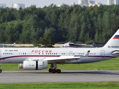 Самолет из президентского авиаотряда "Россия" прибывает с Москвы в Киев