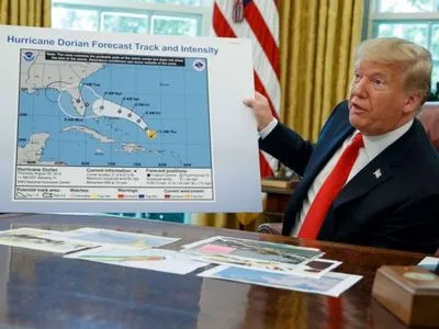 Трамп запропонував розміщувати постраждалих від урагану жителів Багам на круїзних лайнерах