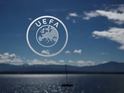 Почти 390 млн евро УЕФА, предназначенных ФФУ, освоила оффшорная компания Суркиса, - Der Spiegel