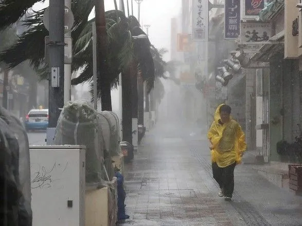 Кількість постраждалих через тайфун у Японії зросла до 20