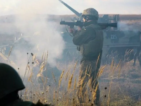 Сегодня боевики уже дважды обстреляли позиции ОС на Донбассе