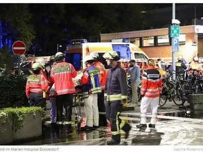В Дюссельдорфе в результате пожара в больнице пострадали более 70 человек, есть погибший