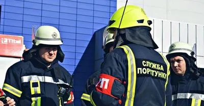 У Миколаєві сталася масштабна пожежа на складах