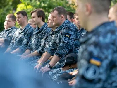 Звільнені з російського полону моряки отримають квартири в Одесі